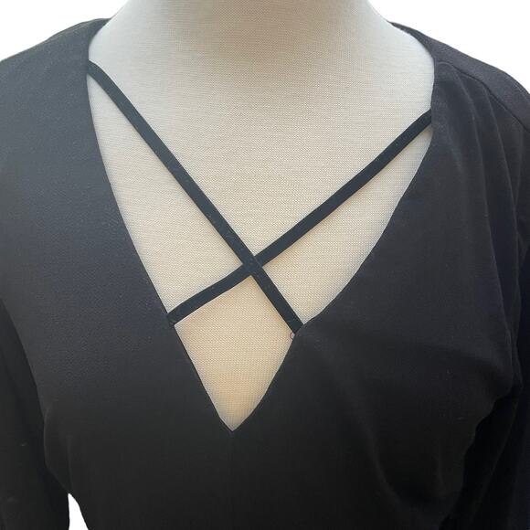 Ashley Graham Black Dress Criss Cross Neckline Sz 12 Bell Sleeve Boho Flowy - Picture 2 of 8